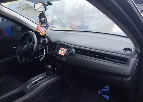 2018 Honda Hr-V Lx z USA, uszkodzony, nr VIN 3CZRU6H37JG701221